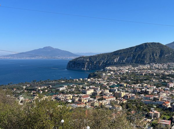 casa indipendente in vendita a Sorrento