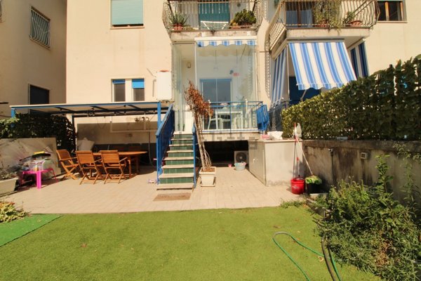 appartamento in vendita a Sorrento in zona Santa Lucia