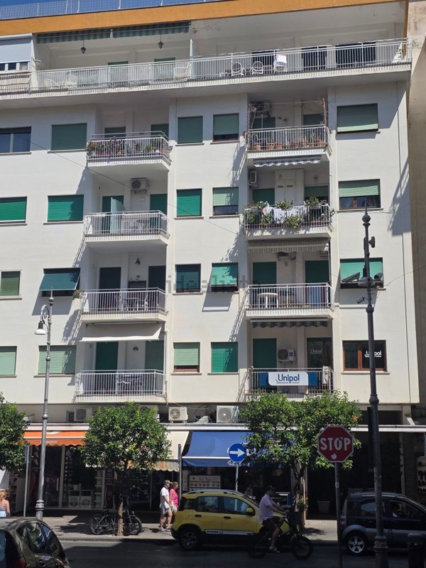 appartamento in vendita a Sorrento in zona Santa Lucia