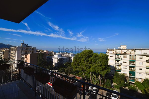 appartamento in vendita a Sorrento in zona Santa Lucia