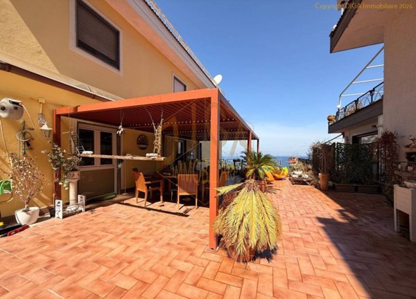 appartamento in vendita a Sorrento in zona Santa Lucia
