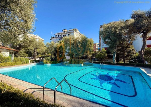 appartamento in vendita a Sorrento in zona Santa Lucia