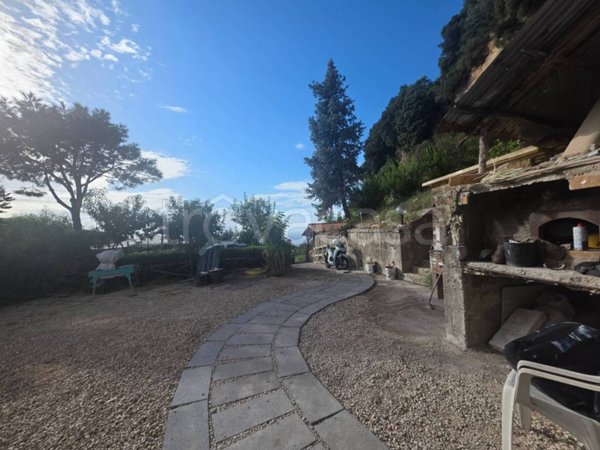appartamento in vendita a Sorrento in zona Casarlano
