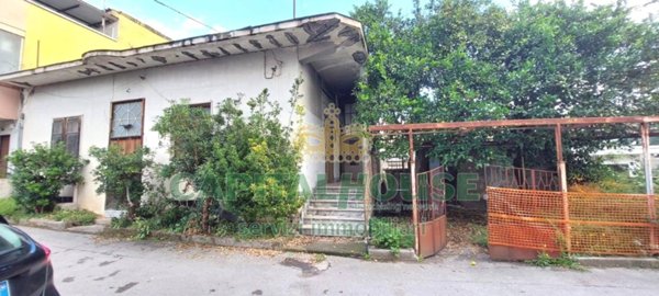 casa indipendente in vendita a Striano