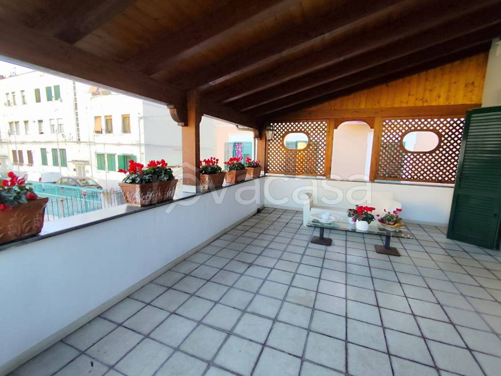 appartamento in vendita a Torre Annunziata