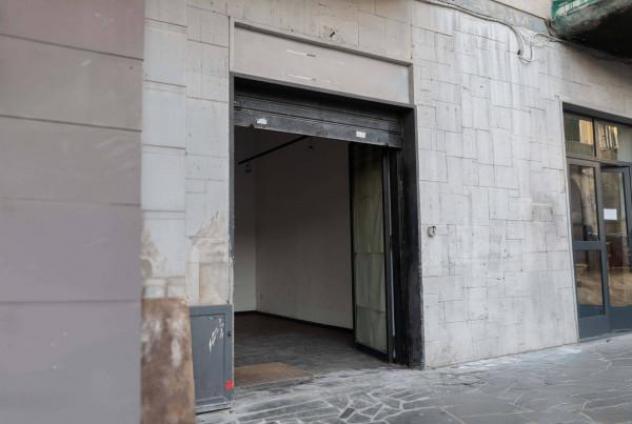negozio in vendita a Torre Annunziata