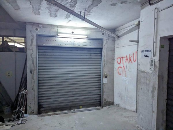 negozio in vendita a Torre Annunziata