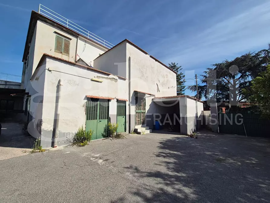 casa indipendente in vendita a Torre Annunziata