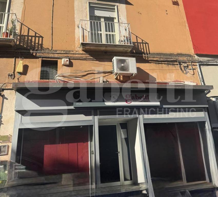 negozio in vendita a Torre Annunziata