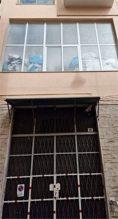 negozio in vendita a Torre Annunziata