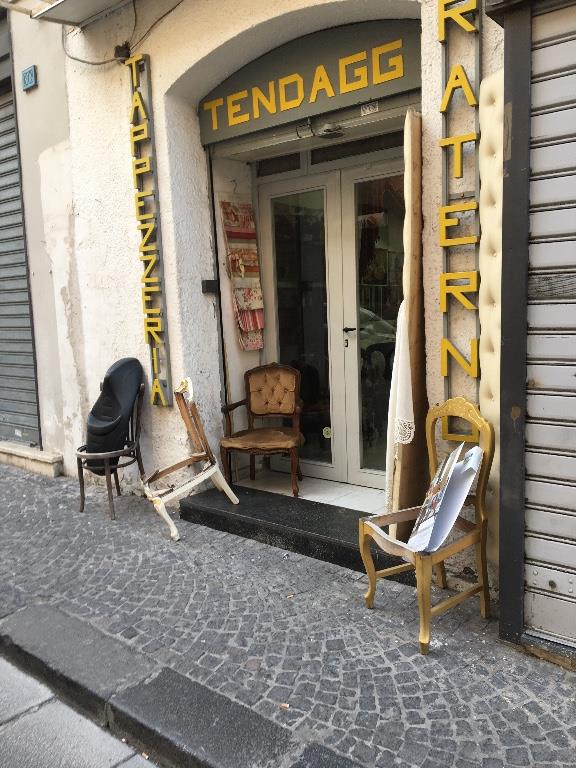 locale commerciale in vendita a Torre Annunziata