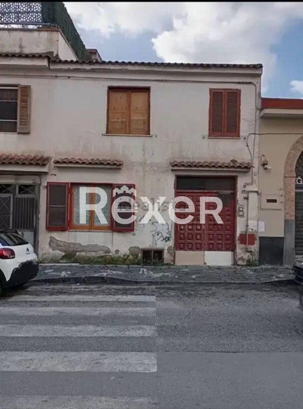 casa indipendente in vendita a Torre Annunziata