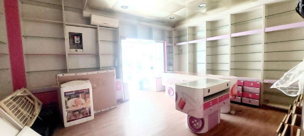 negozio in vendita a Torre Annunziata