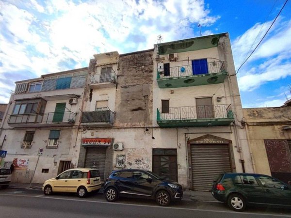 negozio in vendita a Torre Annunziata