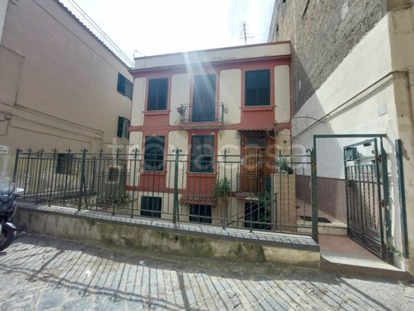 casa indipendente in vendita a Torre del Greco