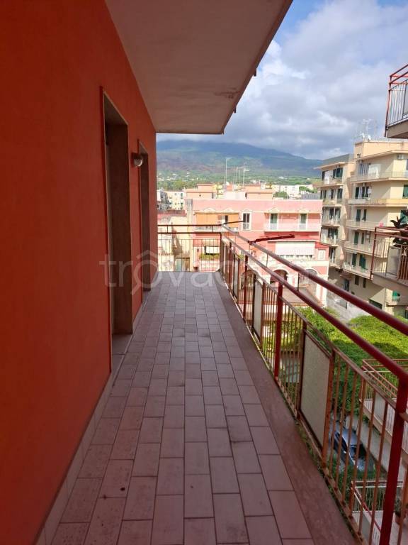 appartamento in vendita a Torre del Greco in zona Centro Città