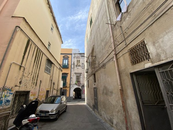 negozio in vendita a Torre del Greco in zona Centro Città