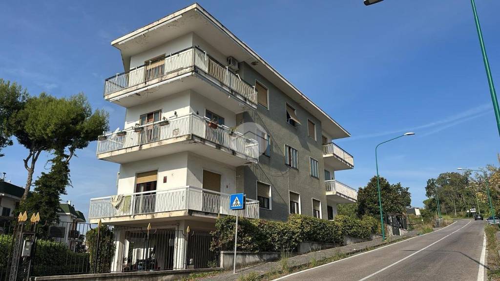 appartamento a Torre del Greco in zona Scappi / Lava Nuova / Montedoro