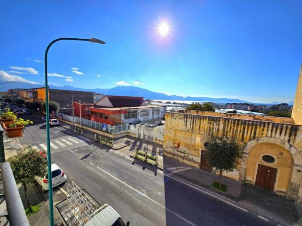 appartamento in vendita a Torre del Greco in zona Leopardi