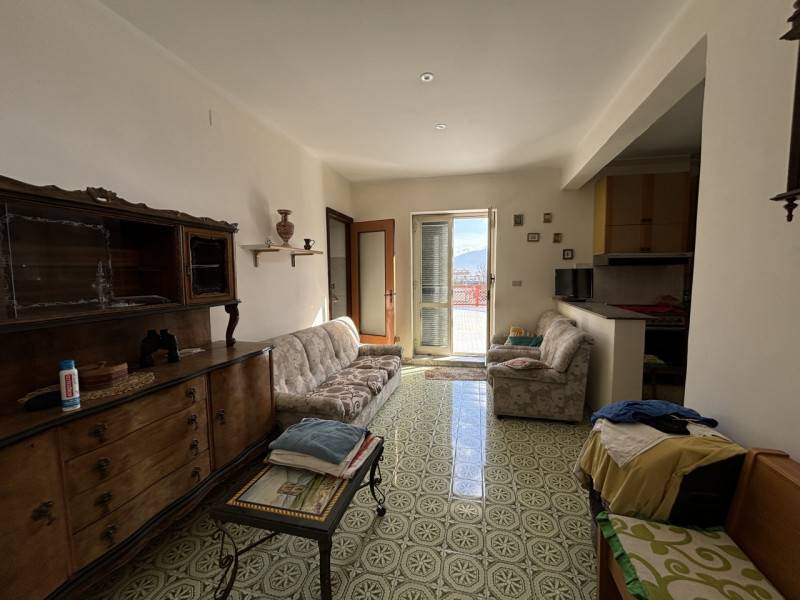 appartamento in vendita a Torre del Greco in zona Leopardi