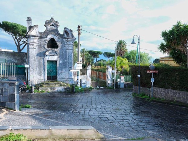 intera palazzina in vendita a Torre del Greco