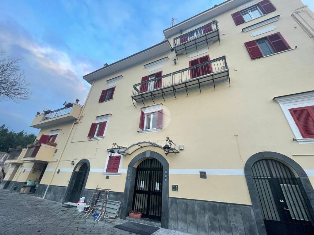 quadrivano in vendita a Torre del Greco