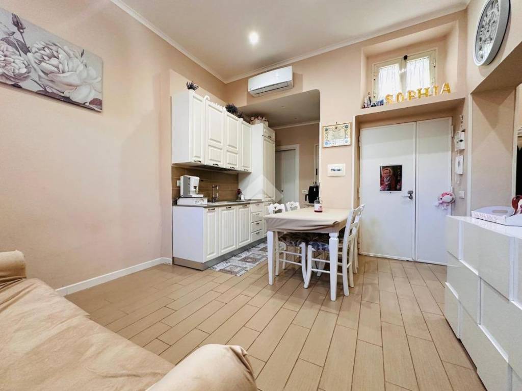 appartamento in vendita a Torre del Greco in zona Centro Città