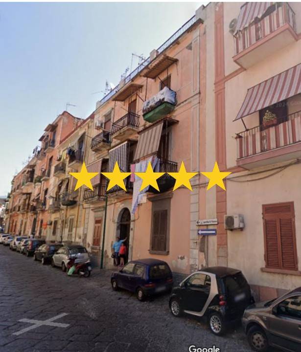 appartamento in vendita a Torre del Greco in zona Centro Città