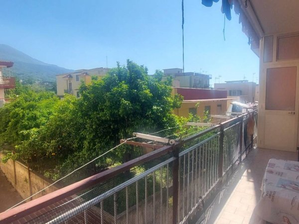 appartamento a Torre del Greco in zona Scappi / Lava Nuova / Montedoro