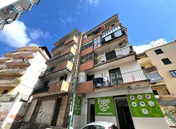 appartamento in vendita a Torre del Greco in zona Centro Città