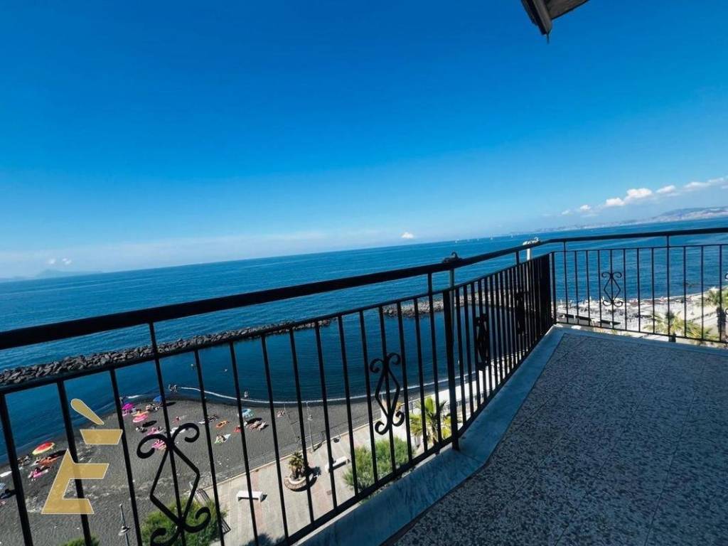 appartamento in vendita a Torre del Greco