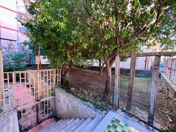 casa indipendente in vendita a Torre del Greco