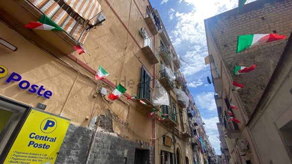 appartamento in vendita a Torre del Greco in zona Centro Città