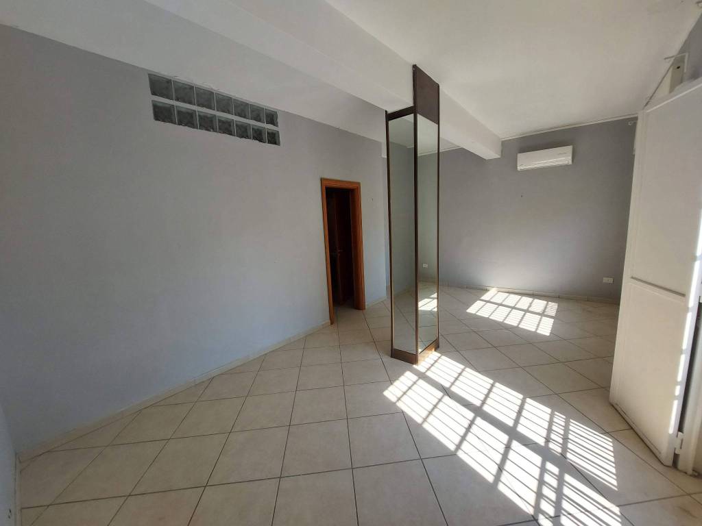 appartamento in vendita a Torre del Greco in zona Centro Città