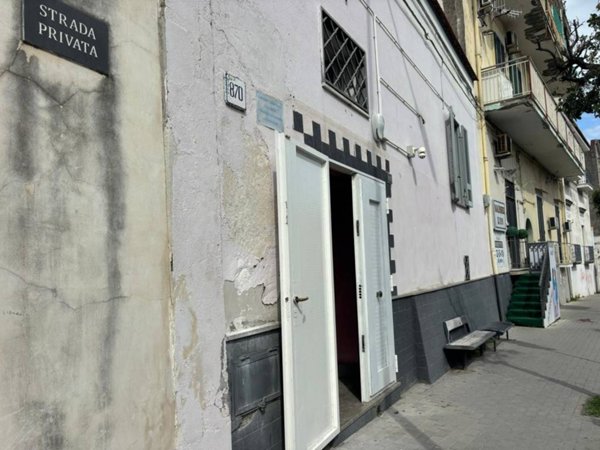 negozio in vendita a Torre del Greco