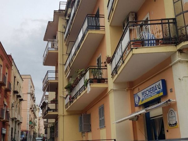 appartamento a Torre del Greco in zona Scappi / Lava Nuova / Montedoro