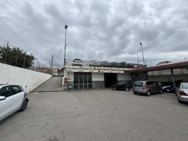 negozio in vendita a Torre del Greco