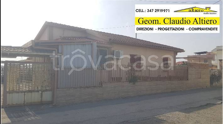 casa indipendente in vendita a Torre del Greco in zona Centro Città