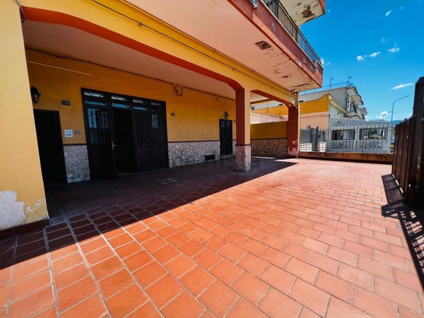 casa semindipendente in vendita a Torre del Greco