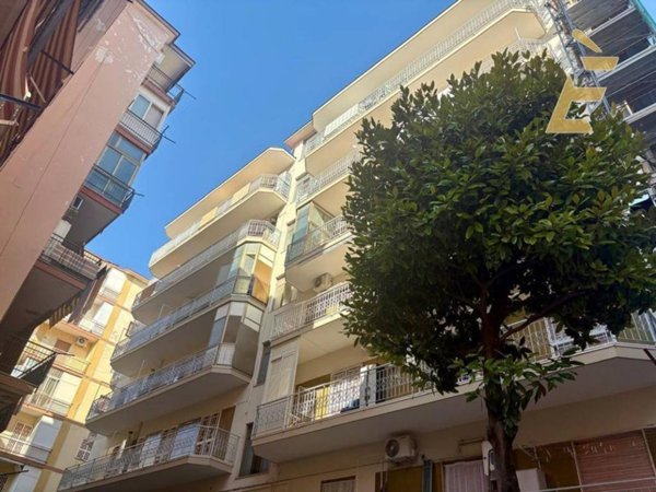appartamento in vendita a Torre del Greco in zona Centro Città