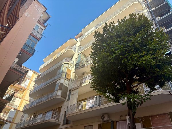 appartamento in vendita a Torre del Greco in zona Centro Città