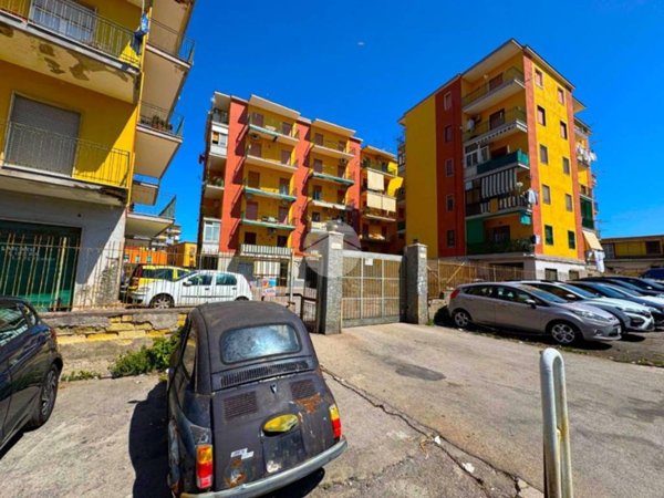 appartamento in vendita a Torre del Greco in zona Santa Maria la Bruna
