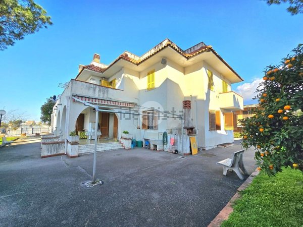 appartamento in vendita a Torre del Greco in zona Leopardi