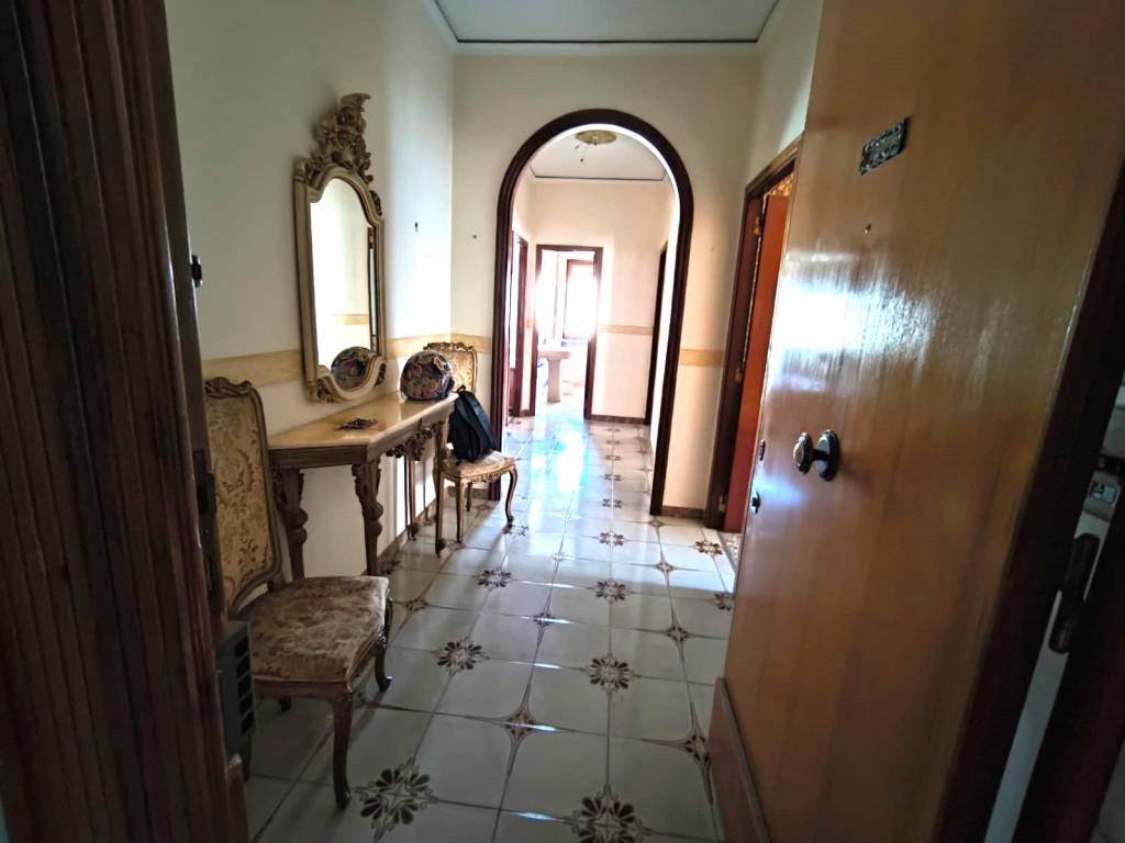appartamento in vendita a Torre del Greco in zona Centro Città