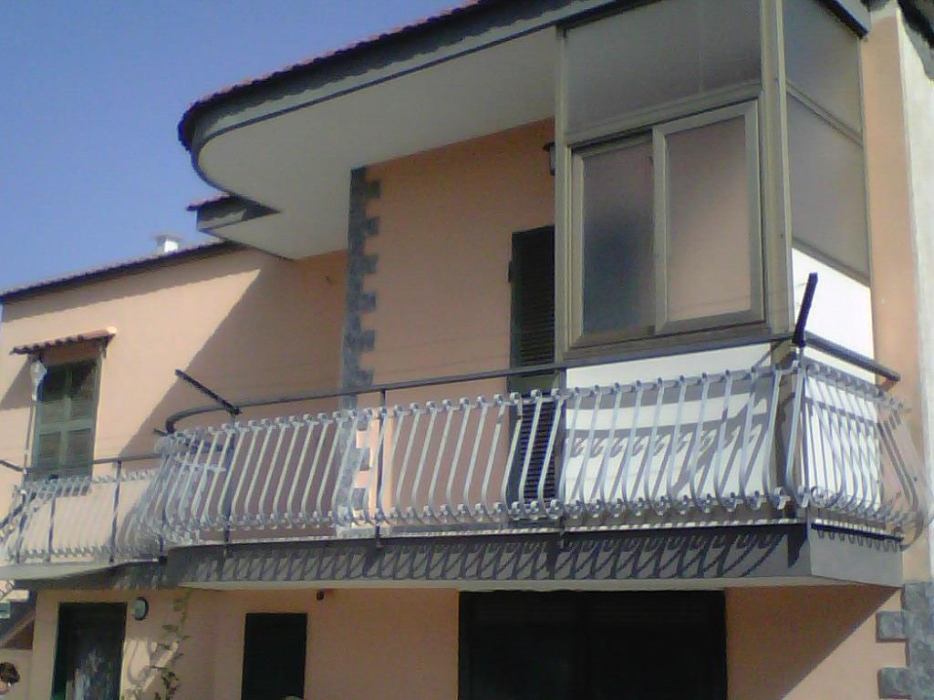 casa indipendente in vendita a Torre del Greco