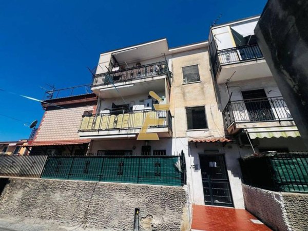 appartamento in vendita a Torre del Greco in zona Litoranea