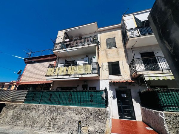 appartamento in vendita a Torre del Greco in zona Litoranea