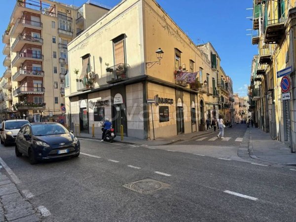 negozio in vendita a Torre del Greco
