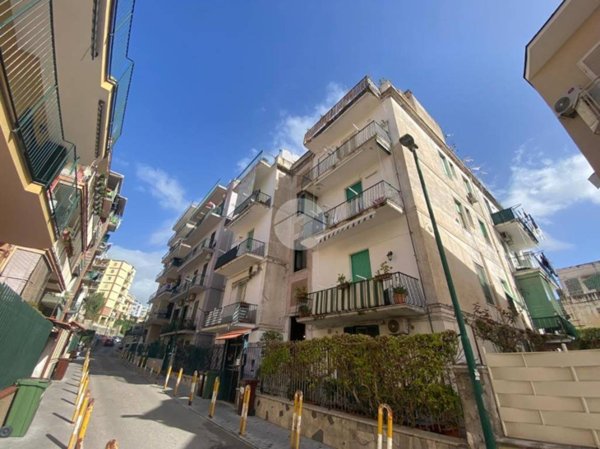 appartamento in vendita a Torre del Greco in zona Centro Città
