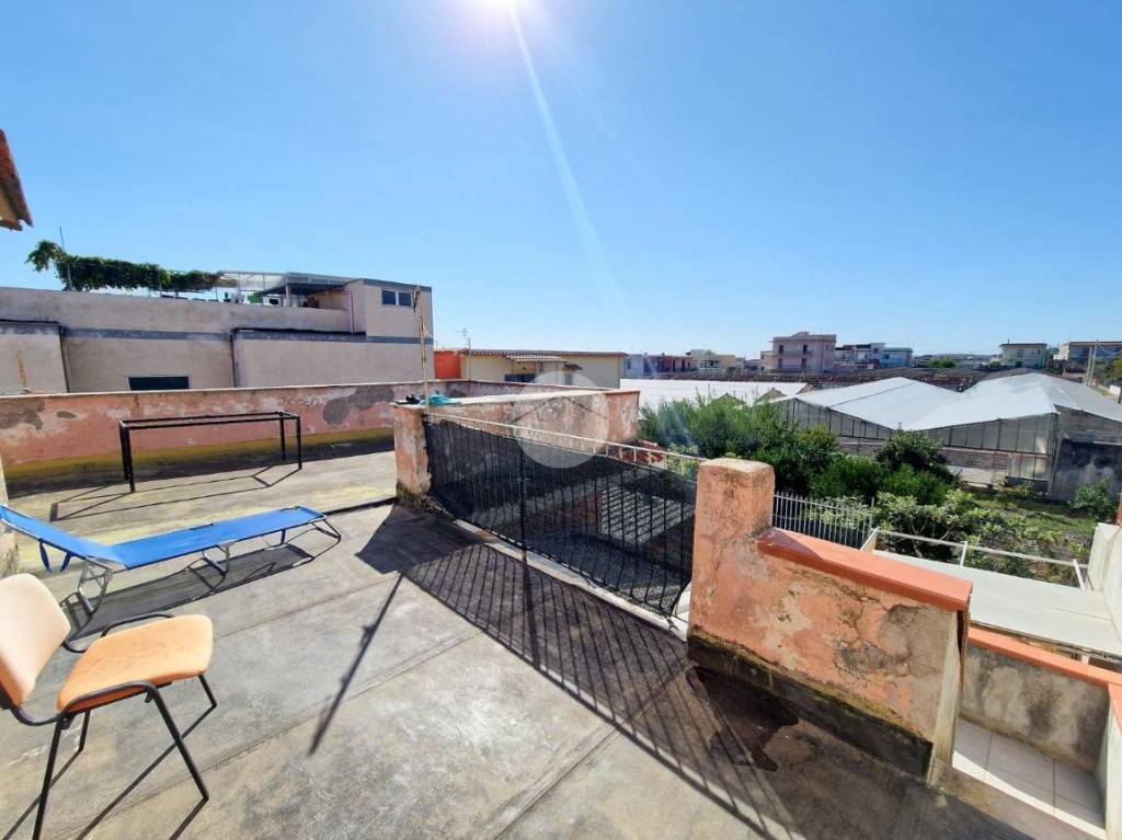 casa indipendente in vendita a Torre del Greco in zona Fiorillo